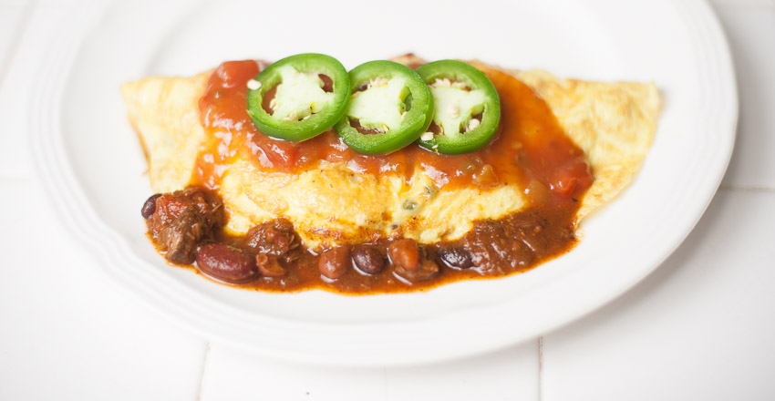 HANGOVER HOT DOG OMELET