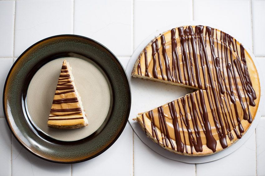 DULCE DE LECHE CHEESECAKE